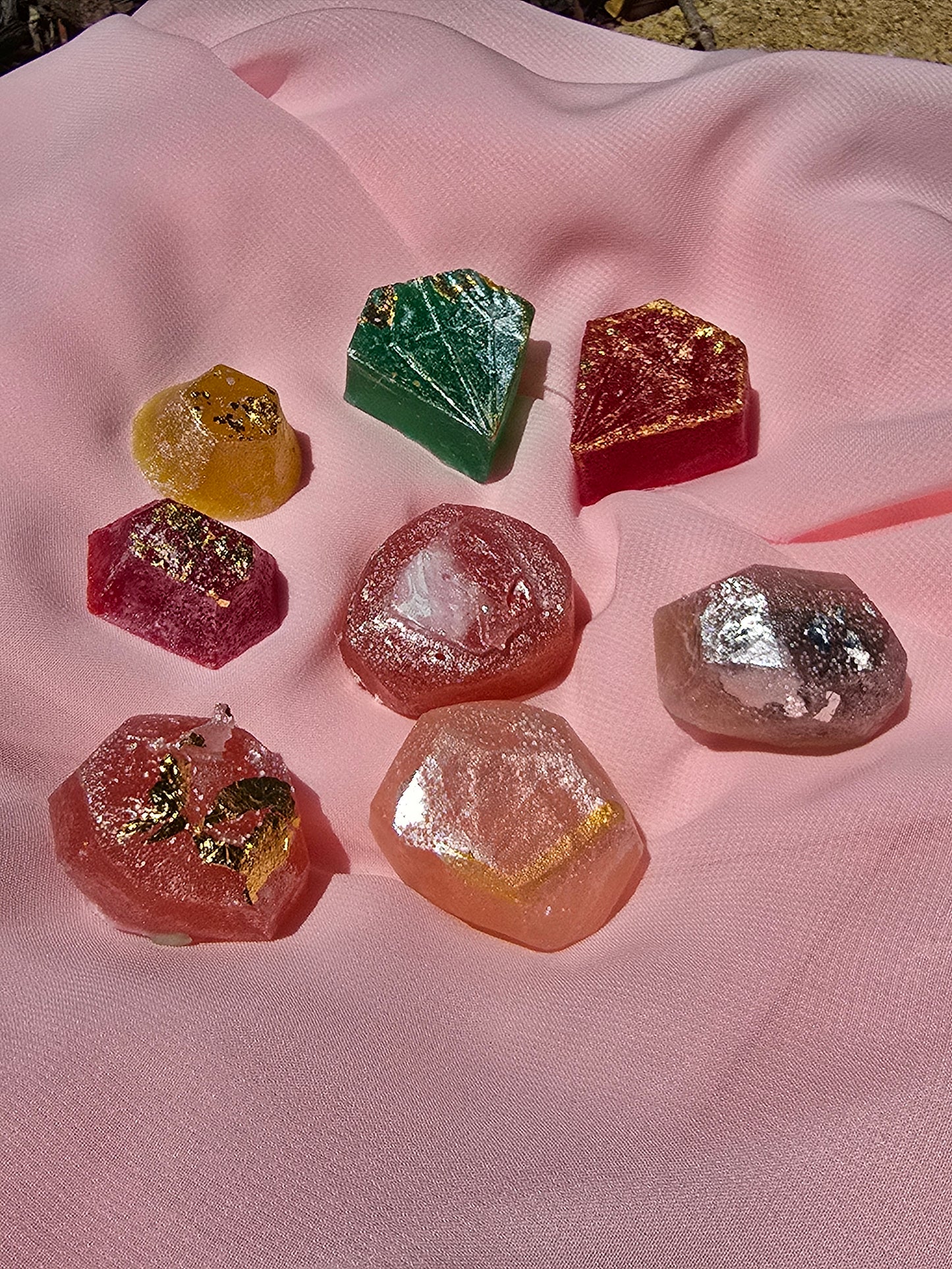 Mixed Flavour Gem Box with Free Sour Dip