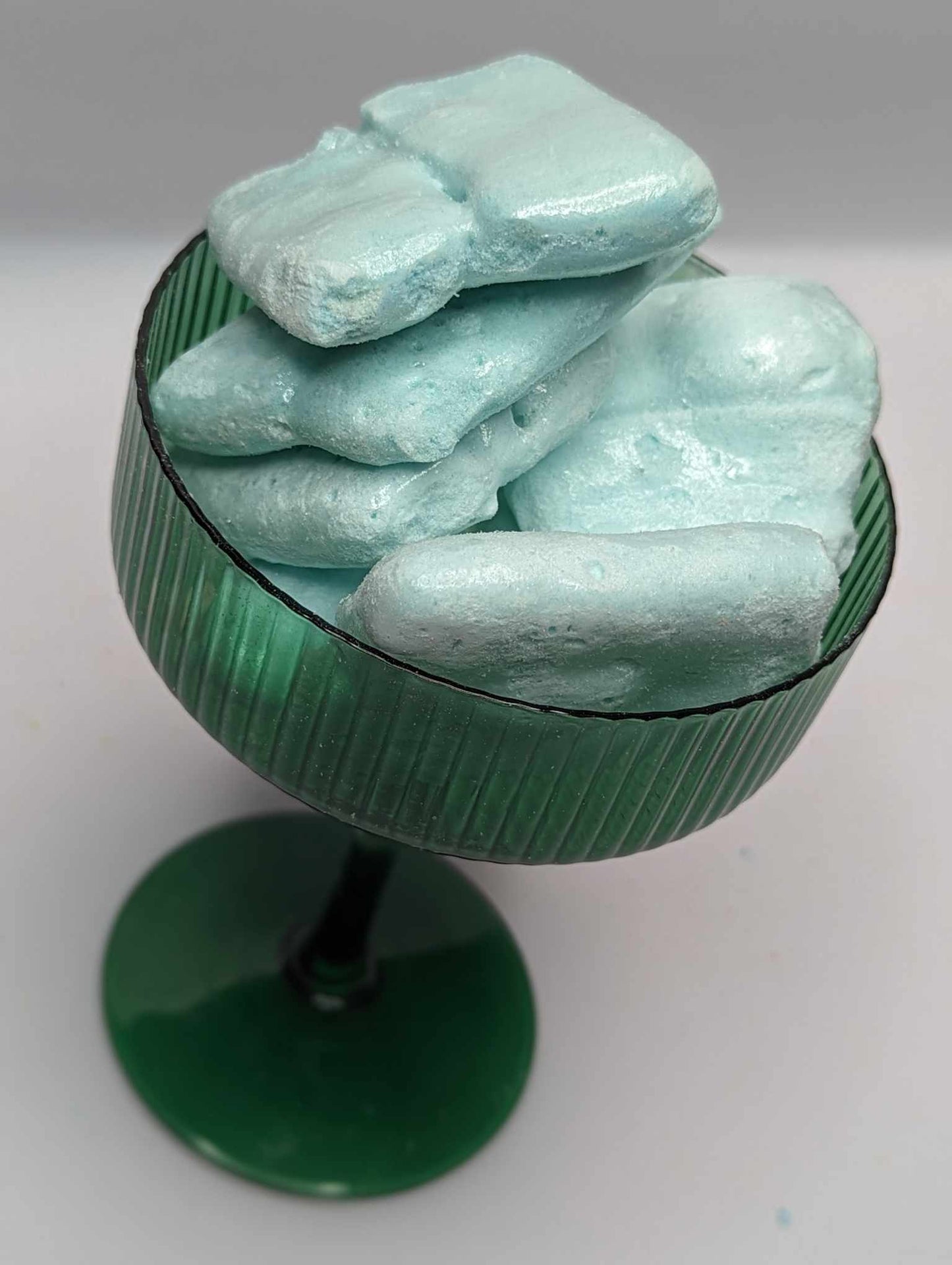Sour Blue Razz Zom Bee