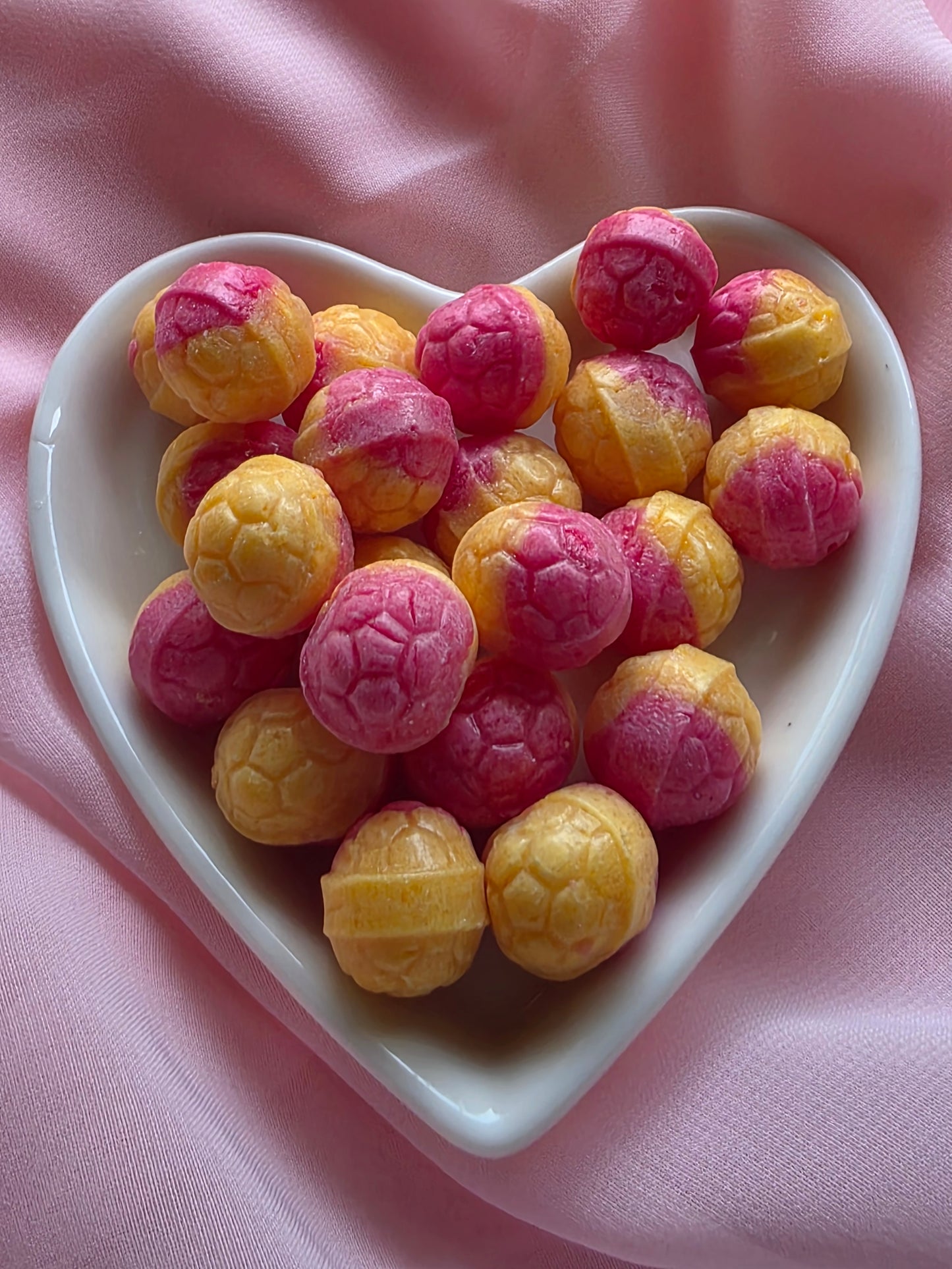 Super Sour Rhubarb & Custard Hard Candy Balls 100g
